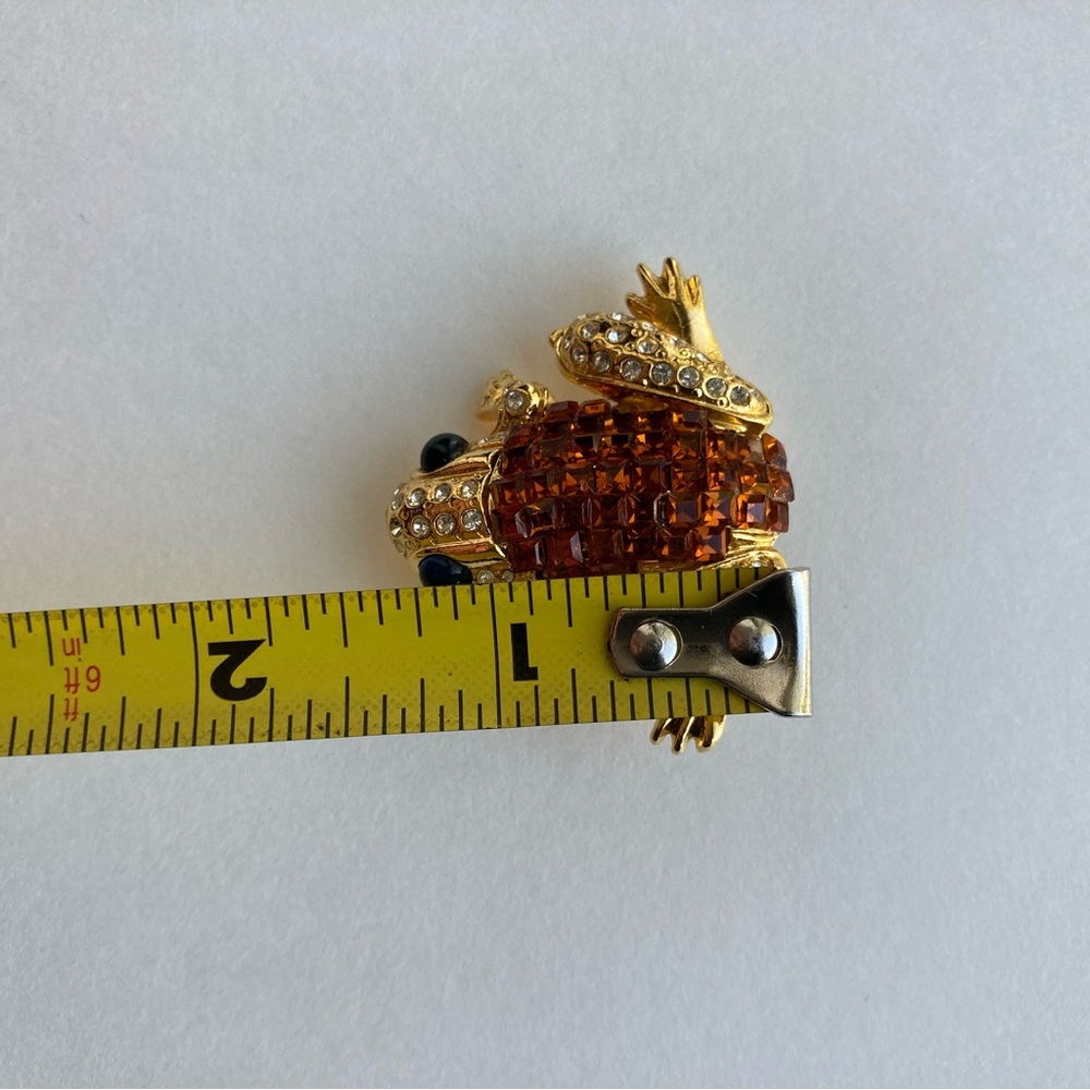 Frog Brooch - Picture 2 of 4